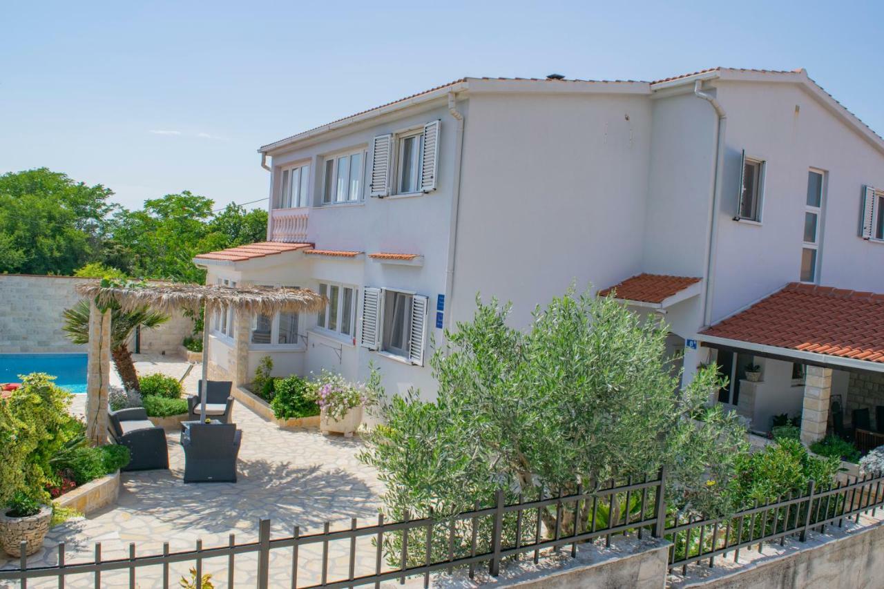 Apartments Solta Gornje Selo Esterno foto